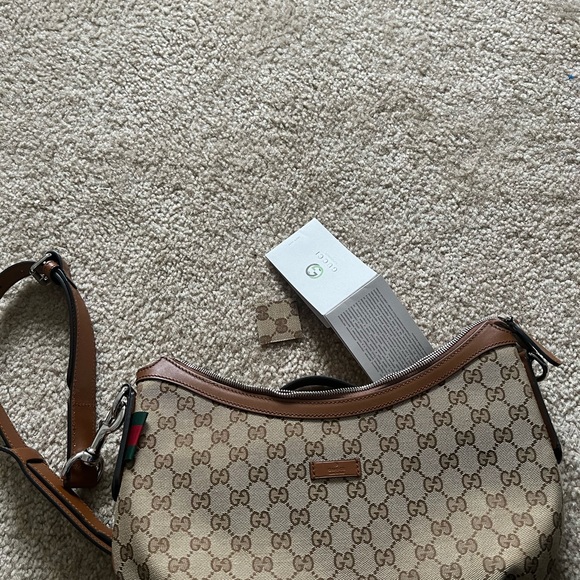 AUTHENTIC GUCCI BAG - Picture 4 of 5
